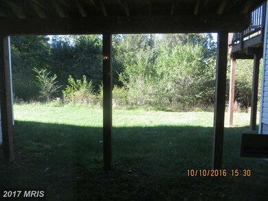 229 Scarboro Dr, Bunker Hill, WV 25413 - photo 6