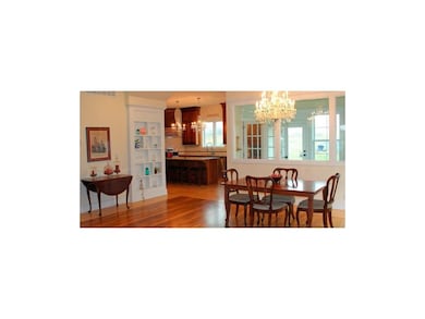 Lots of Wow, in this Gorgeous Dining Room and Kitc
