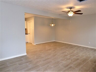 214 Norview Dr, Houston, TX 77022 - photo 6