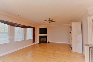 2727 Mountain Laurel Ln, Asheboro, NC 27205 - photo 7