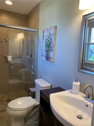 109 Tipperary Dr, Asheville, NC 28806 - photo 6