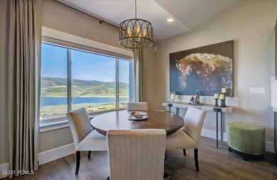 11-N Shoreline Ct-011