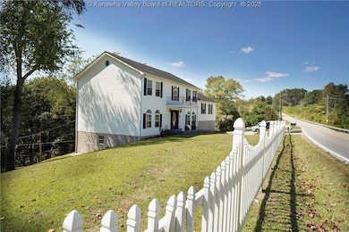 1 Bridlewood Rd, Charleston, WV 25314 - photo 6