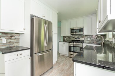 10031 Handel St, Portage, MI 49024 - photo 5