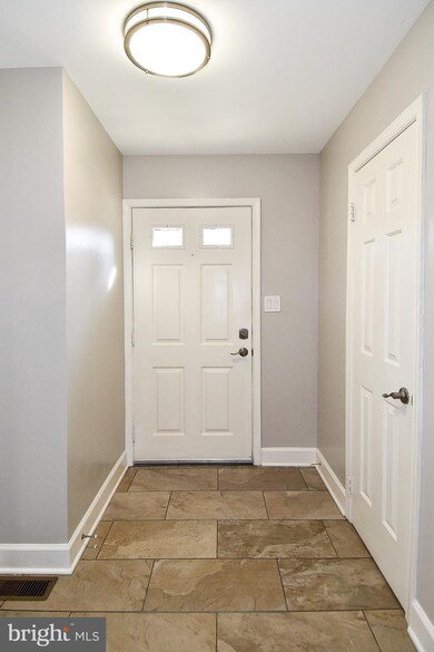 6204 Mockingbird Pond Terrace, Burke, VA 22015 - photo 3