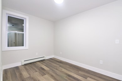 189 E Merrimack St unit 4, Lowell, MA 01852 - photo 4