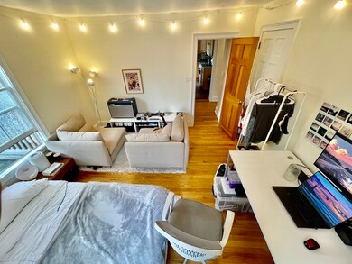 6 Antrim St unit 2, Cambridge, MA 02139 - photo 3