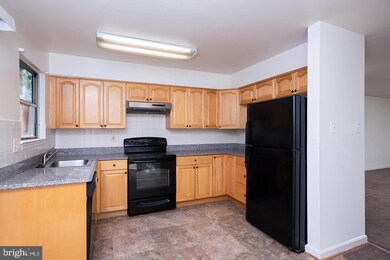 9526 Clocktower Ln, Columbia, MD 21046 - photo 5