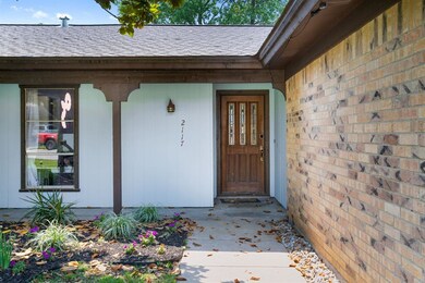 2117 Mountainview Dr, Hurst, TX 76054 - photo 5