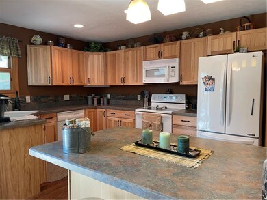 2054 Sherman Dr, Columbus, IN 47203 - photo 6