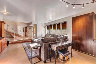 Entrance-Formal Living Room