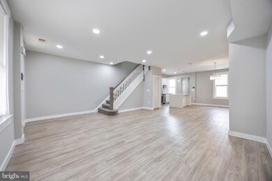 739 Linnard St, Baltimore, MD 21229 - photo 4