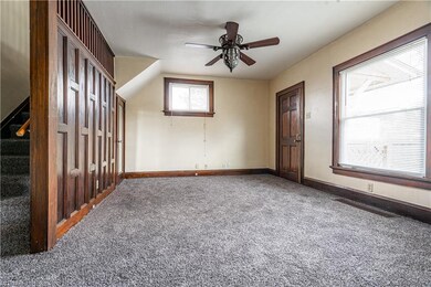 Front entrance/Living room