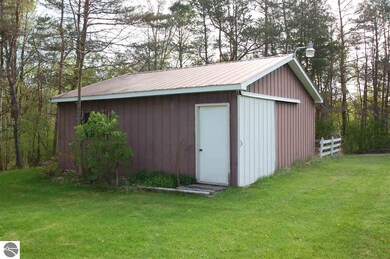 1820 Meadow Dr, West Branch, MI 48661 - photo 6