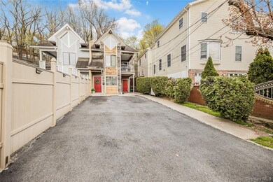764 Warburton Ave, Yonkers, NY 10701 - photo 4