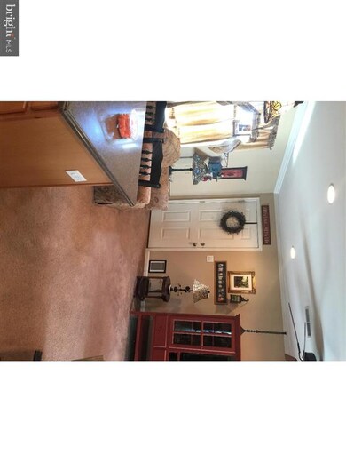 1551 Foresman Dr, Pottstown, PA 19464 - photo 5