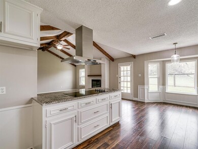 2600 Lakeview Ct, Bedford, TX 76021 - photo 7