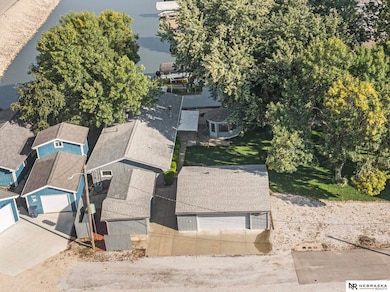 2109 W Shore Dr, Union, NE 68455 - photo 2