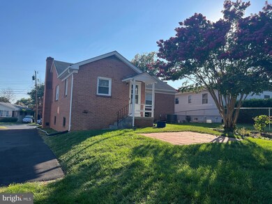 136 Lambden Ave, Winchester, VA 22601 - photo 5