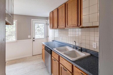 2-25-17 3104 Hatfield Ct 11