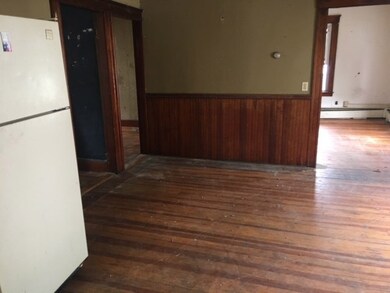 217 Norfolk Ave, Pawtucket, RI 02861 - photo 4