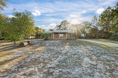 552 Roberts Dr, Defuniak Springs, FL 32433 - photo 3