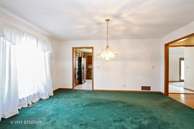 1802 W Cobblestone Ln, McHenry, IL 60051 - photo 6