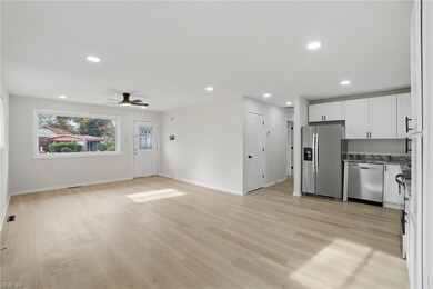 607 Warfield Dr, Portsmouth, VA 23701 - photo 5