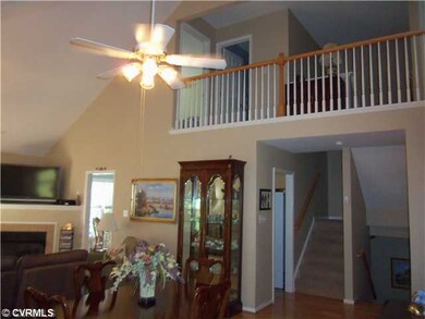 Den/Family/Great Room - who doesn't love a good ca