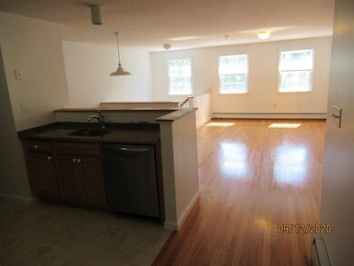 11 Cooper St unit 11, Wakefield, MA 01880 - photo 4