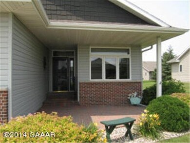 330 Ashley Ln, Alexandria, MN 56308 - photo 2