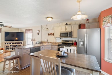 805 Tin Dor Way, Fairdale, KY 40118 - photo 7