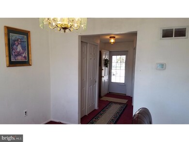 720 W Birchtree Ln, Claymont, DE 19703 - photo 6