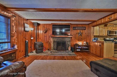 413 Laurel Pine Rd, Cresco, PA 18326 - photo 4