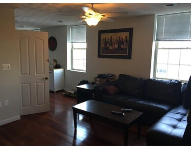 59 Hull St unit 10, Boston, MA 02113 - photo 5