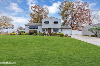 39 Bayberry Ln, Middletown, NJ 07748 - photo 4