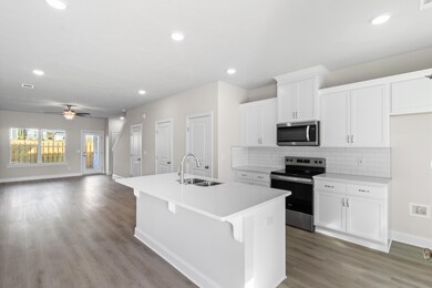 03-Foyer & Kitchen