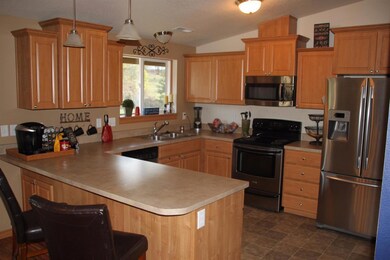 117 Rocking Horse Ln, Central Point, OR 97502 - photo 5