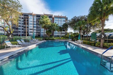 Park Place unit 524, Pembroke Pines, FL 33026 - photo 3