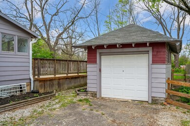 4-web-or-mls-250 W. North St-104
