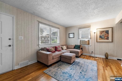 305 E Main St, Bergenfield, NJ 07621 - photo 5