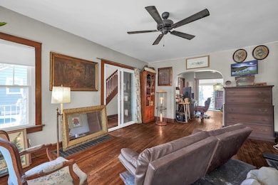 7-web-or-mls-811-s-chesterfield-rd