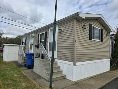 27 Coke Ave unit 67, Avenel, NJ 07001 - photo 2