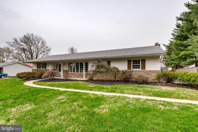 605 Trixsam Rd, Sykesville, MD 21784 - photo 2