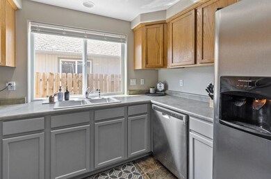 15-web-or-mls-1345-hawk-dr
