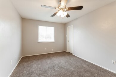 8402 Storm Creek Ct, Houston, TX 77088 - photo 5