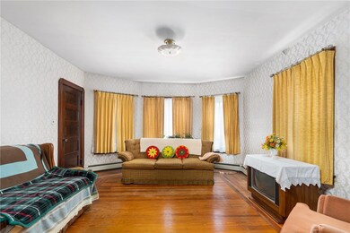 48 John St, Cumberland, RI 02864 - photo 4