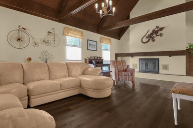 5-web-or-mls-301-flint-ridge-dr
