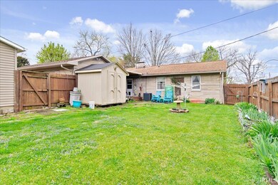 402 N Gibson St, Princeton, IN 47670 - photo 2