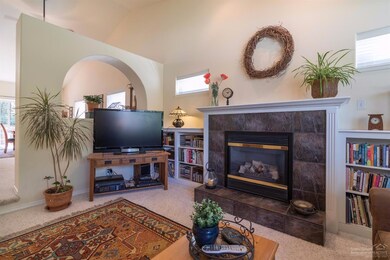 20773 Snow Peaks Dr, Bend, OR 97701 - photo 5